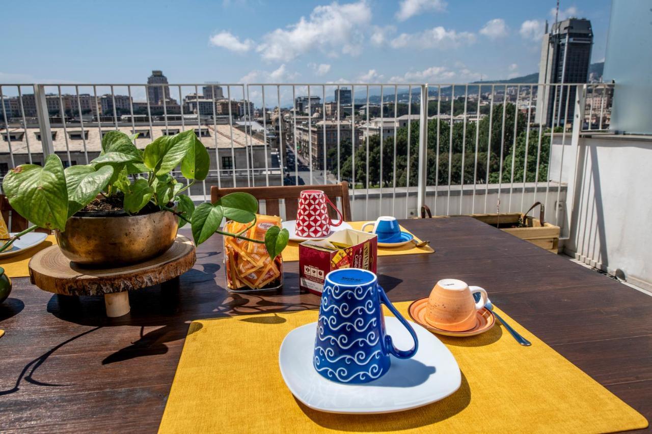 Attico Luxury Con Parcheggio E Terrazza Vista Mozzafiato Apartment Genova Exterior foto