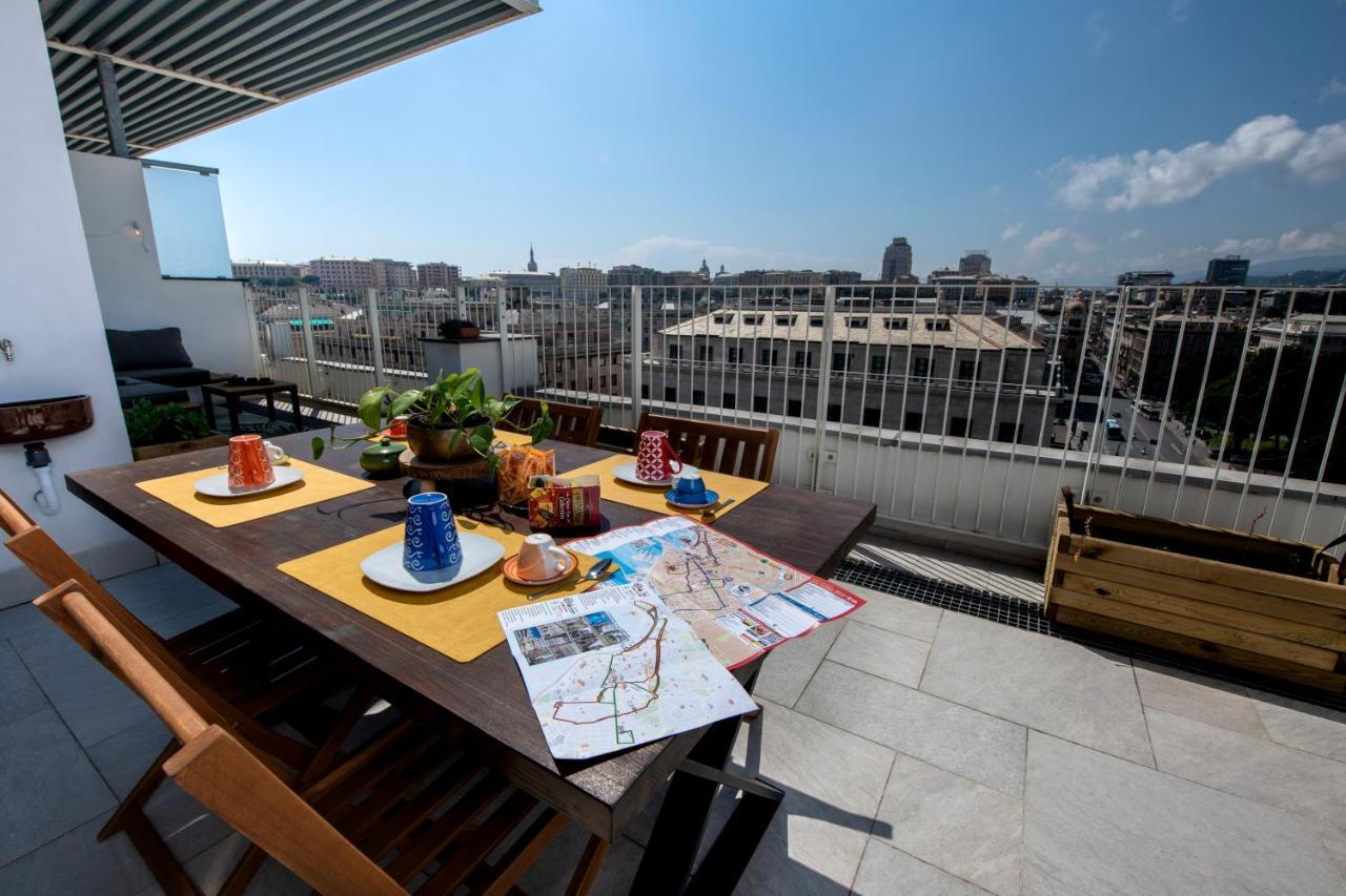 Attico Luxury Con Parcheggio E Terrazza Vista Mozzafiato Apartment Genova Exterior foto